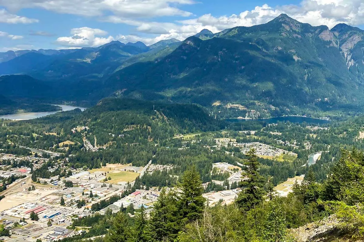 17 BEST Things to do in Hope, BC & Guide to Visiting