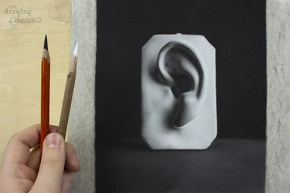 How to Use White Charcoal Pencils: 3 Drawing Techniques to Try