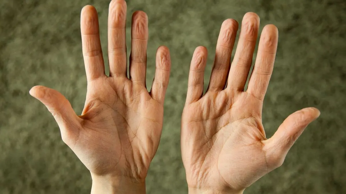Fingers wrinkle in the bath the exact same way each time, study suggests