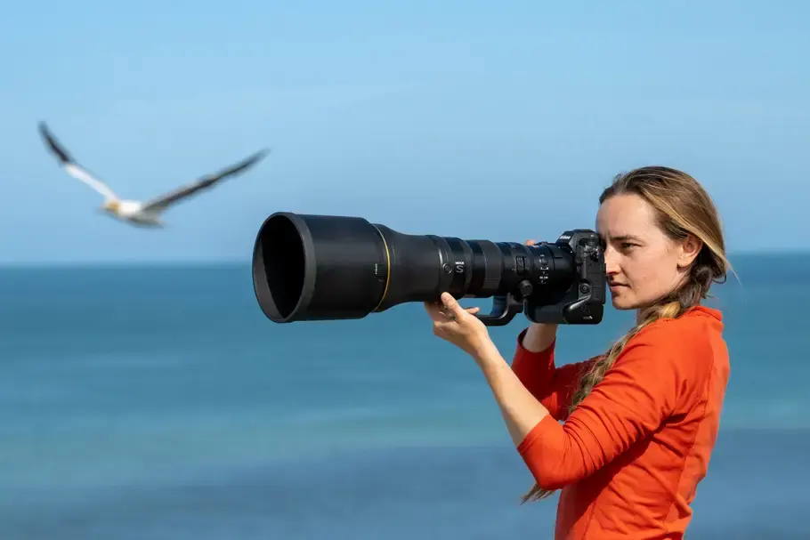 Close Encounters: Choosing the Right Telephoto Lens for Birding and Wildlife Photography & Videos