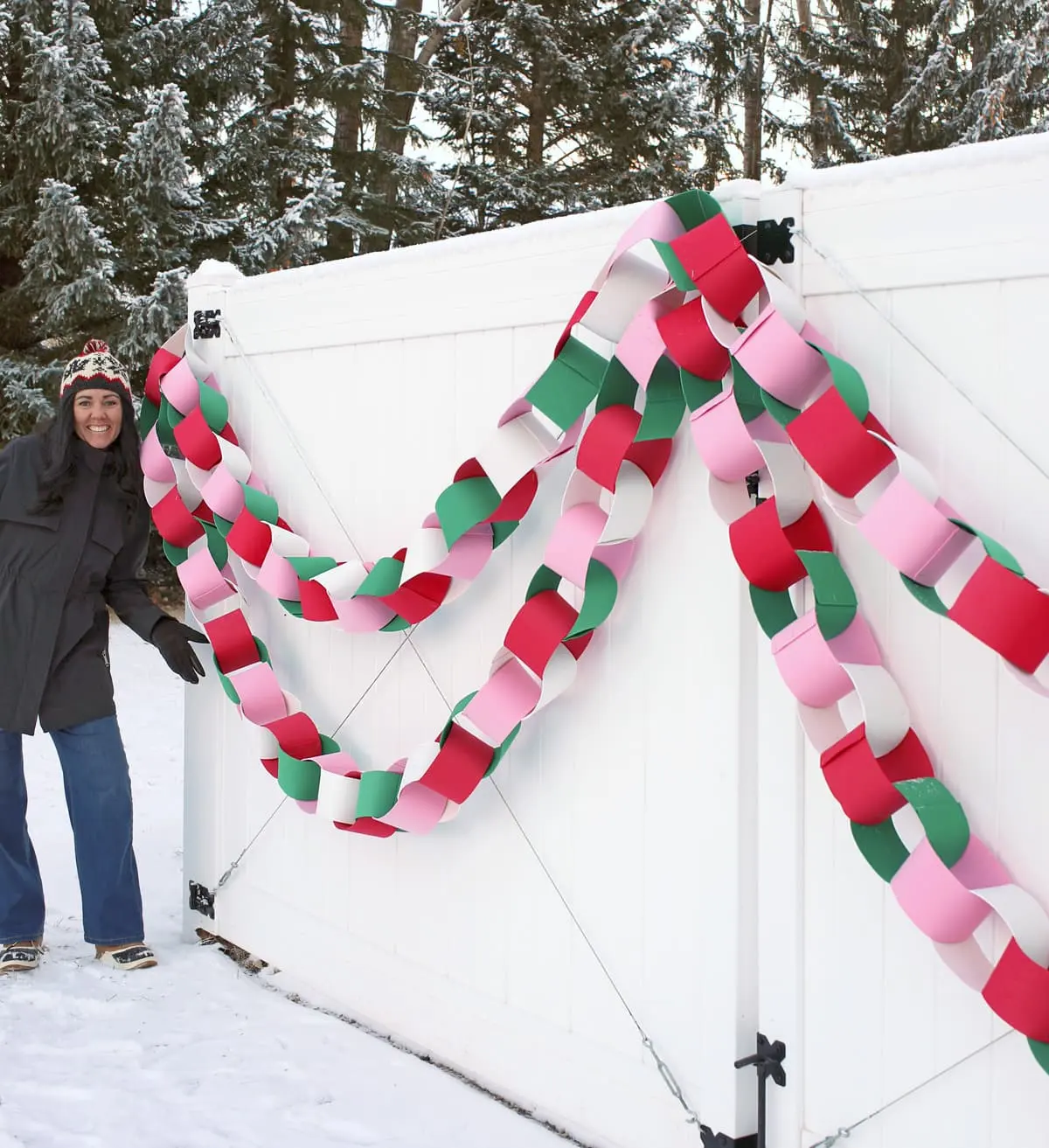 Giant Waterproof Paper Chain Outdoor Christmas Decoration