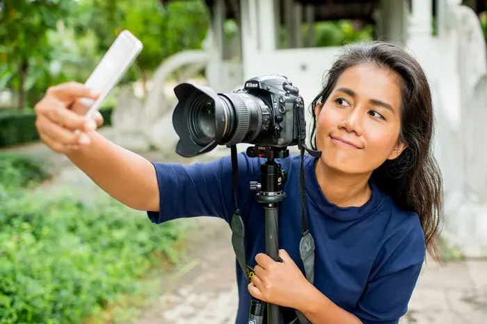 Camera Phone vs Digital Camera: What is the Difference?