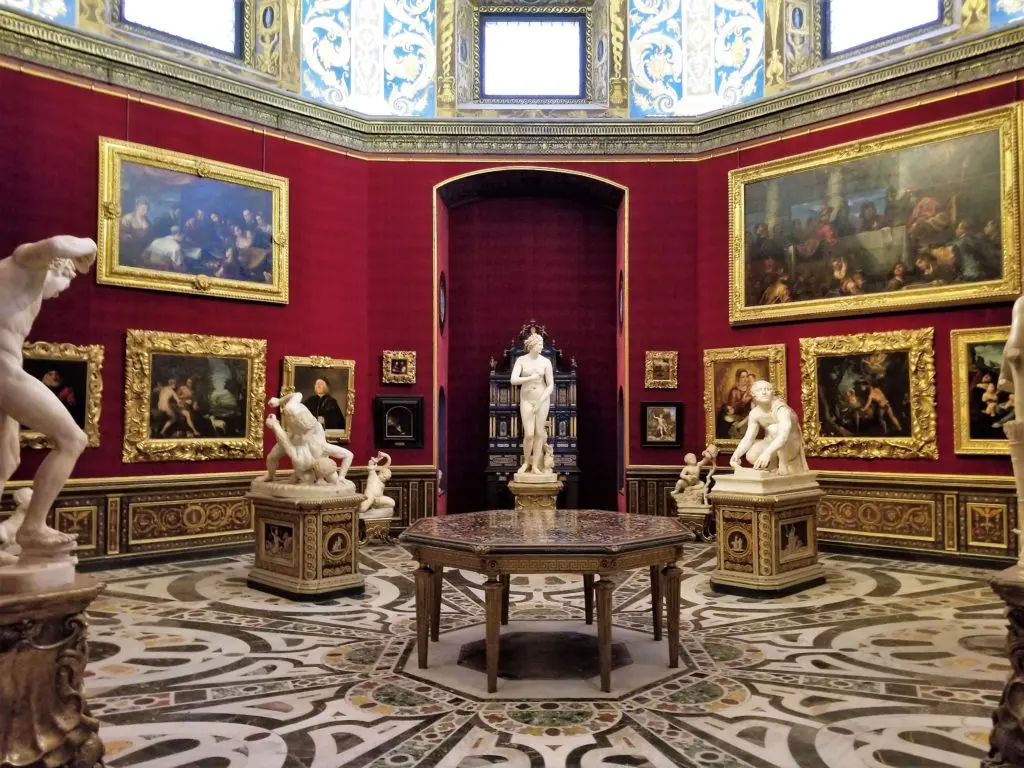 THE BEST OF THE UFFIZI WITH THE ROMAN GUY