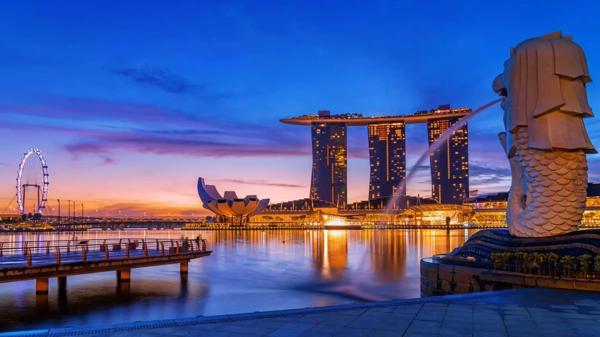 12 Famous Places to Visit in Singapore