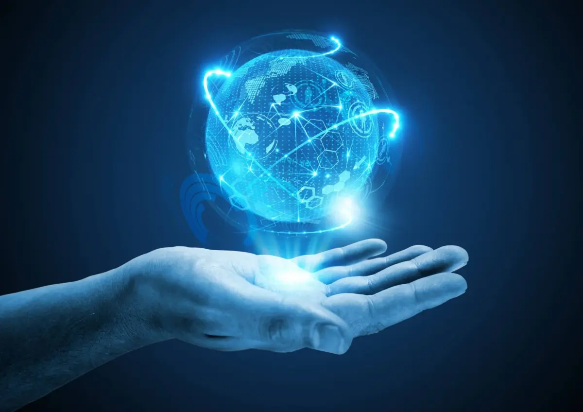 Types and uses of a hologram projector
