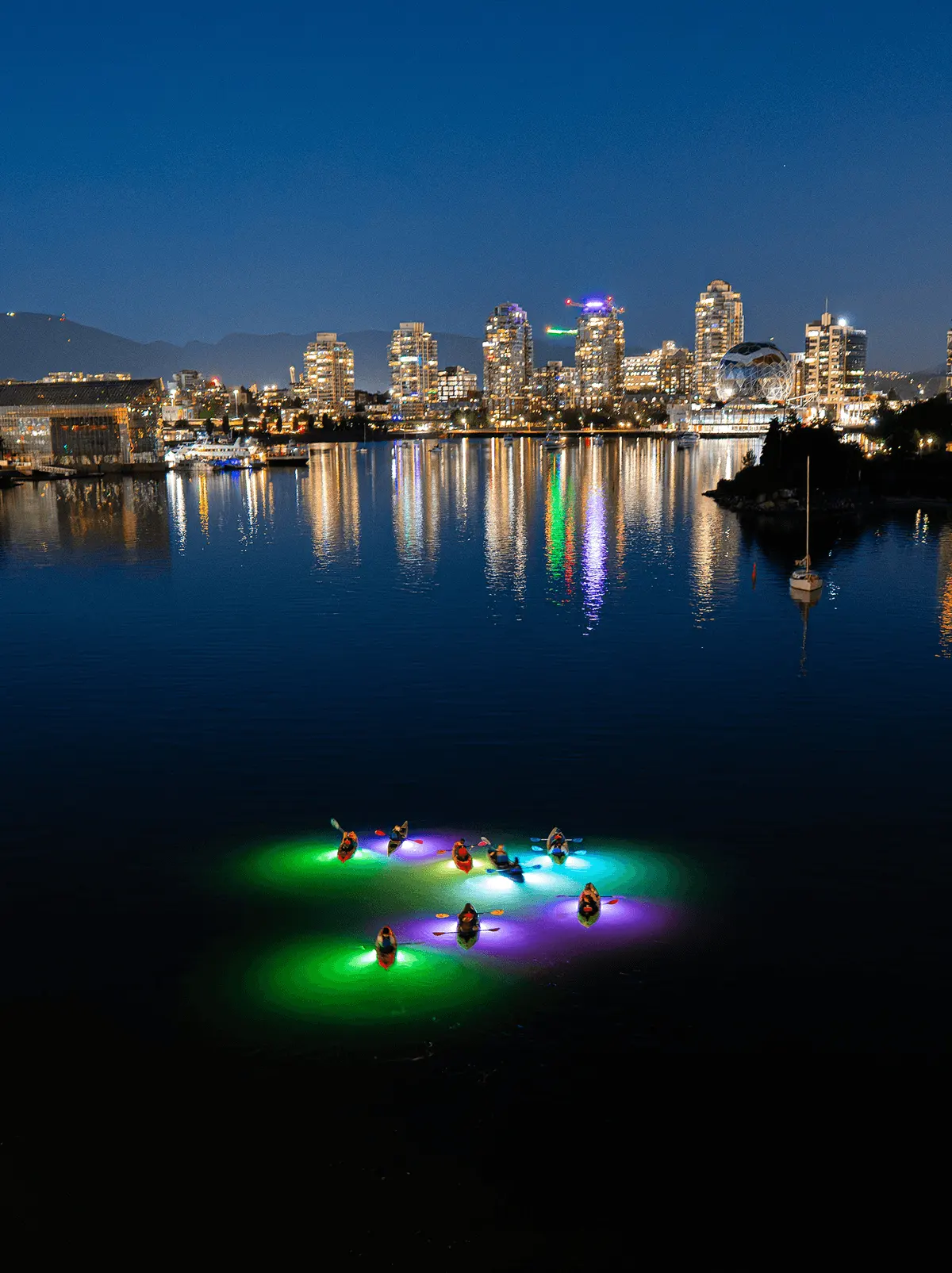 Kayaking vancouver — image 2
