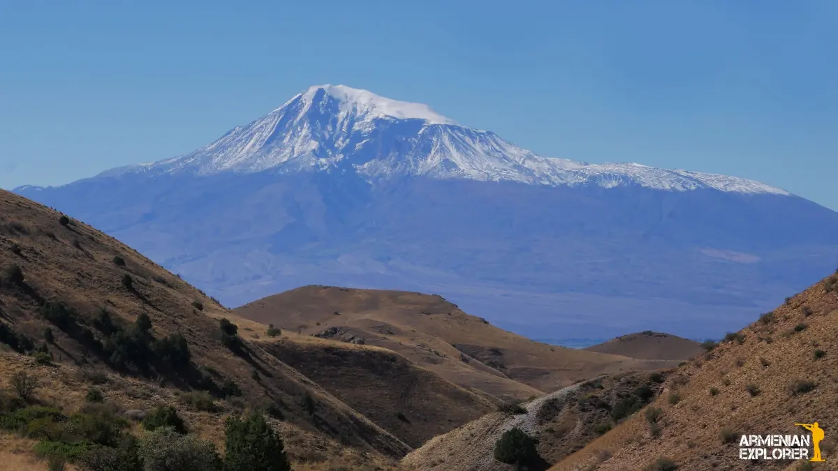 The difference between a hill and a mountain