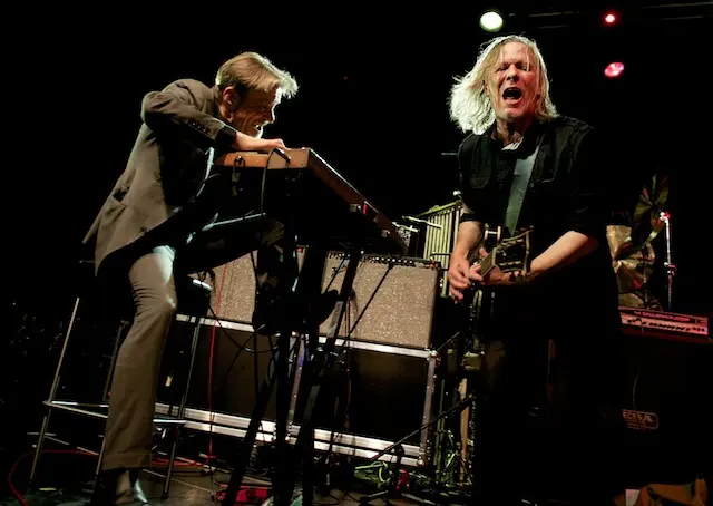 LIVE REPORT: Swans