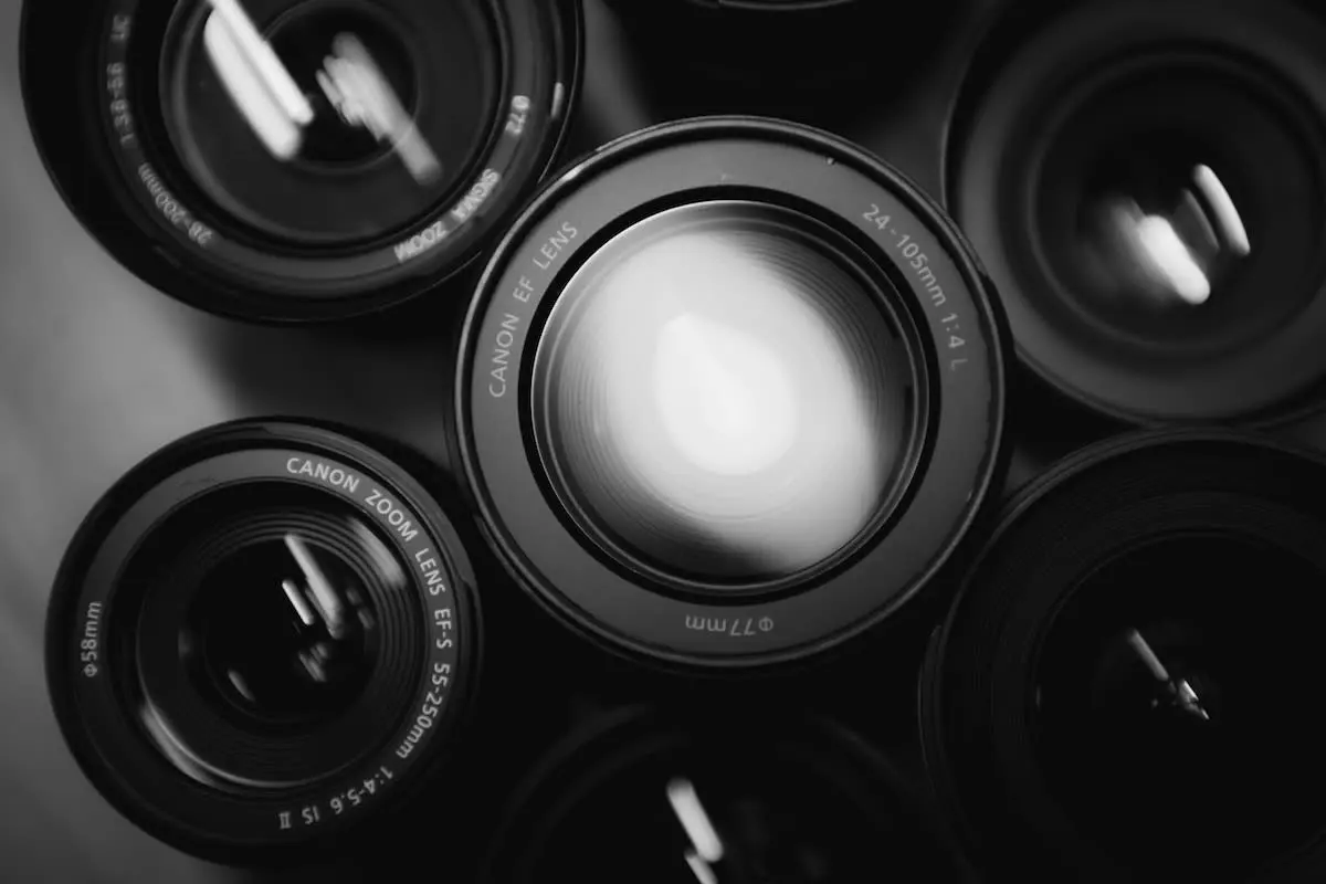 Lens — image 2