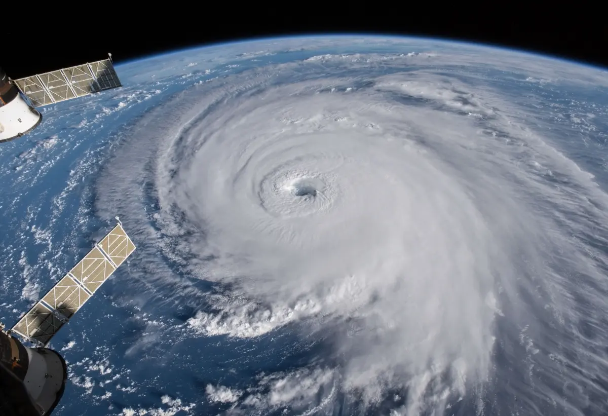Hurricane typhoon — image 2